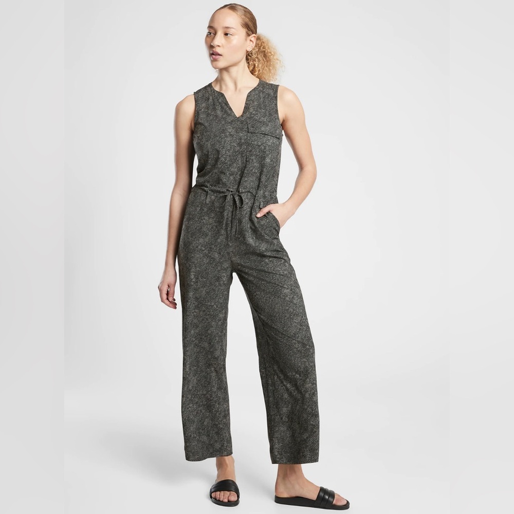 Athleta Topanga Printed Jumpsuit Snakeskin Tie Waist Womens Sz S
